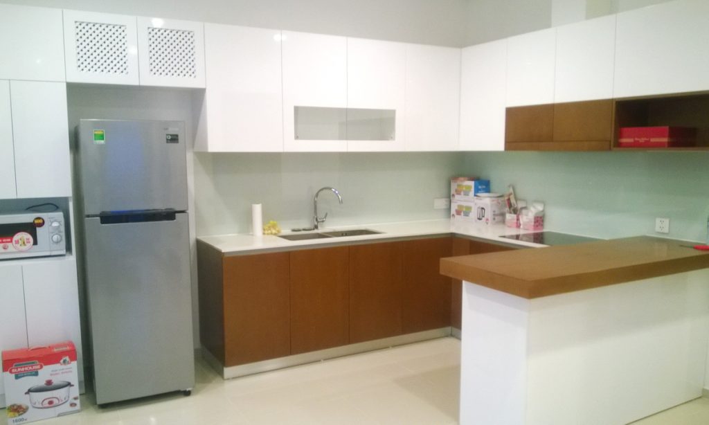 Cho thuê căn hộ Pearl Plaza 3 phòng ngủ tầng 21 thoáng nội thất đẹp