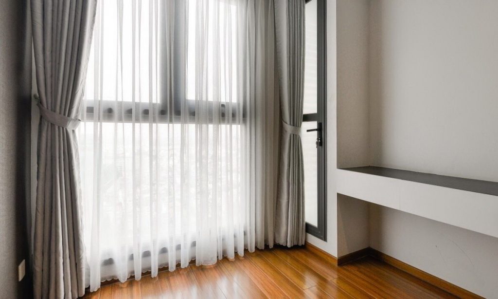 Bán căn hộ Pearl Plaza 2 phòng ngủ thoáng tầng 12A nhà nội thất đẹp