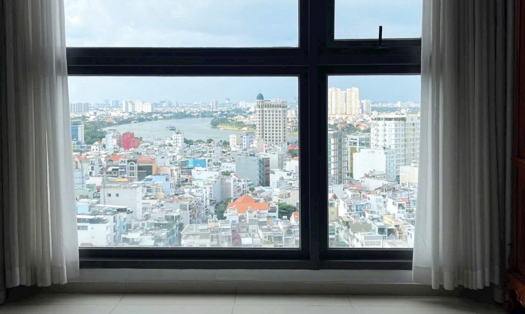 Cho thuê Pearl Plaza Bình Thạnh 2 phòng ngủ view sông lầu cao có nội thất
