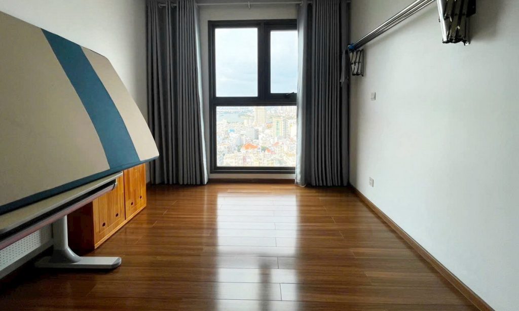 Cho thuê Pearl Plaza Bình Thạnh 2 phòng ngủ view sông lầu cao có nội thất