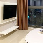Căn hộ Pearl Plaza cho thuê 2 phòng ngủ view L81 tầng cao đầy đủ nội thất