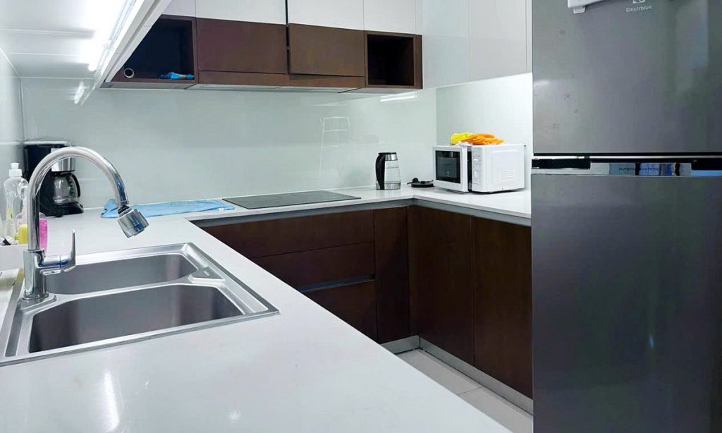 Bán căn hộ cao cấp Pearl Plaza 2 phòng ngủ nhận nhà ở liền lầu cao view sông