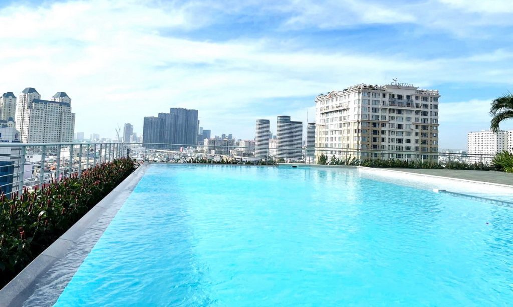 Cho thuê căn hộ Pearl Plaza. Lầu cao view sông 2 pngủ 101m2 nhà đẹp