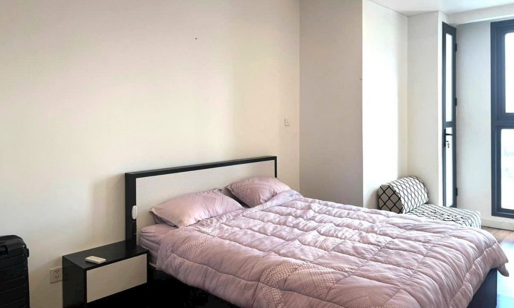 Căn hộ Pearl Plaza cho thuê 1 phòng ngủ view sông lầu cao đầy đủ nội thất