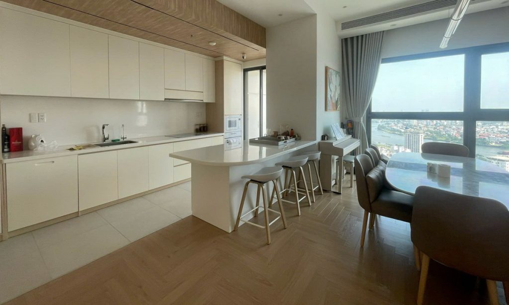Cho thuê căn hộ penthouse Pearl Plaza 3 phòng ngủ view sông nội thất đẹp