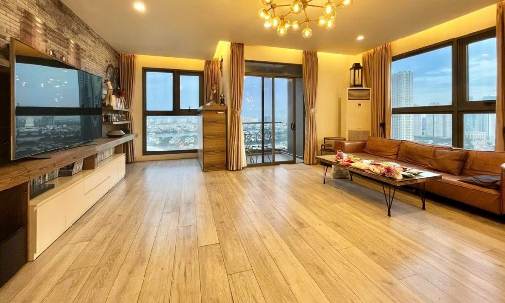Cho thuê căn hộ penthouse Pearl Plaza 3 phòng ngủ view sông L81 nhà trống