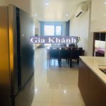 Căn hộ Pearl Plaza cho thuê 2 phòng ngủ view Landmark 81 tầng cao nhà đẹp