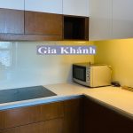 Căn hộ Pearl Plaza cho thuê 2 phòng ngủ view Landmark 81 tầng cao nhà đẹp