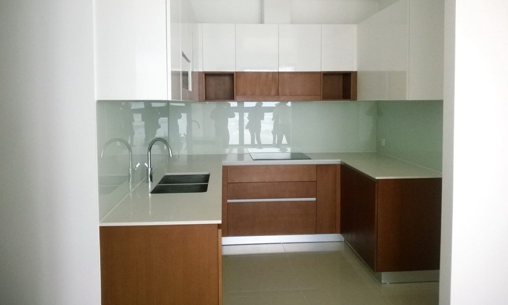 Cho thuê Pearl Plaza Bình Thạnh 2 phòng ngủ view sông lầu cao nhà trống